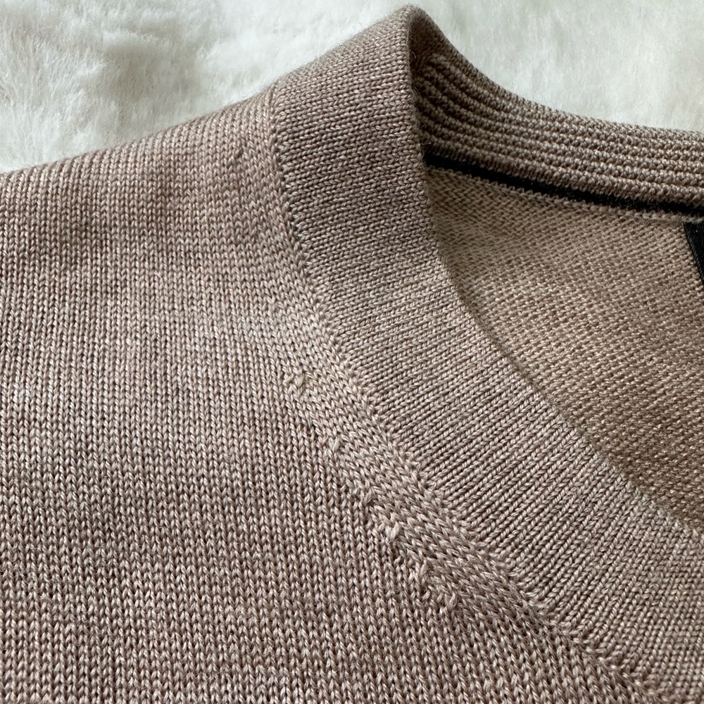 Banana Republic Factory Men's Merino Wool Crewneck Sweater in Light Brown-M - Picture 2 of 7